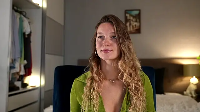 Snapshot of Special___ chatting on September 26, 2025, 4:05 am Special    online show from September 26, 2025, 4:05 am