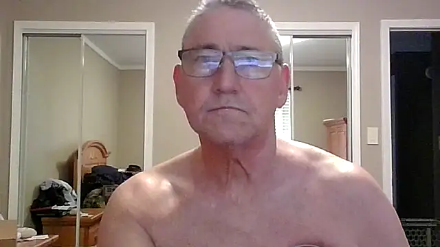 Snapshot of takeitall101 chatting on November 1, 2025, 4:20 pm takeitall101 online show from November 1, 2025, 4:20 pm