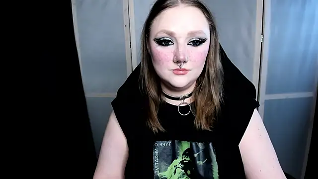 YourDyingBride online show from November 14, 2025, 9:46 pm