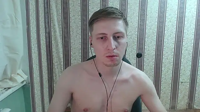 darienlarge online show from March 6, 2025, 1:16 am