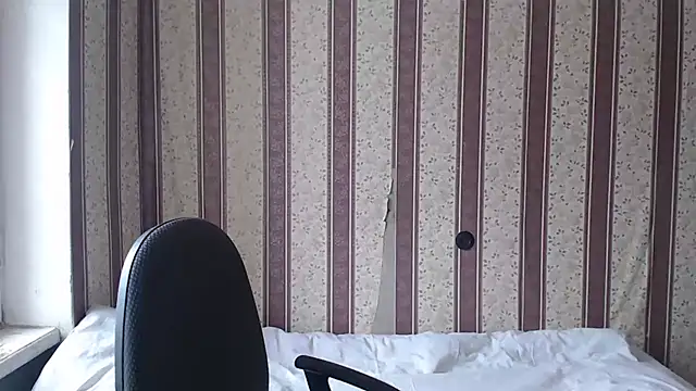 darienlarge online show from March 13, 2025, 8:04 am