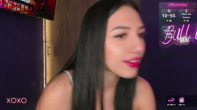 bull vixen2001 online show from December 31, 2024, 8:26 am