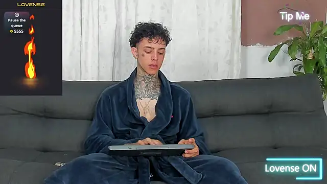 Aron ford online show from October 15, 2025, 7:52 am