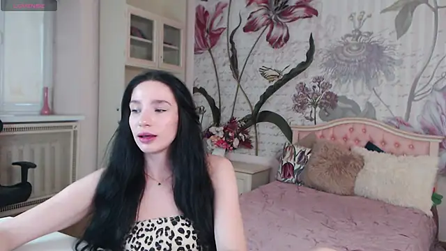 AliciaBow online show from October 11, 2025, 1:20 pm