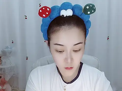 Angel-C online show from October 30, 2025, 1:29 am