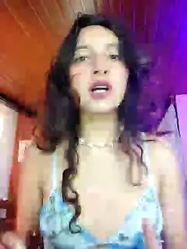 Snapshot of _Laary chatting on February 6, 2025, 8:56 pm  Laary online show from February 6, 2025, 8:56 pm