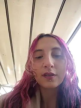 Snapshot of _Laary chatting on September 14, 2025, 8:41 pm  Laary online show from September 14, 2025, 8:41 pm