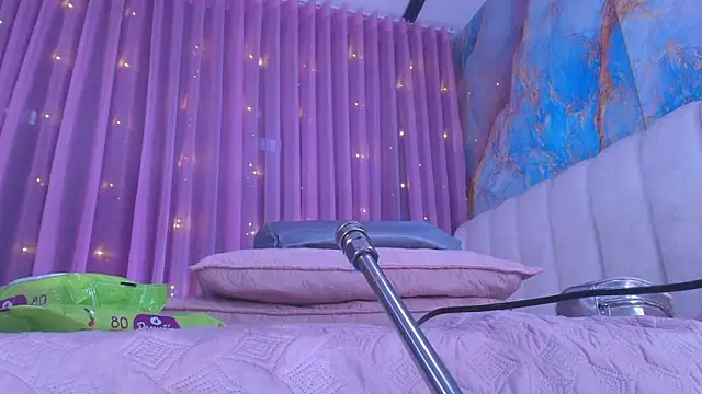 britanyy  online show from February 28, 2026, 3:07 am