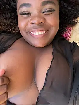 Snapshot of YeminaLeman chatting on January 16, 2025, 8:57 pm YeminaLeman online show from January 16, 2025, 8:57 pm