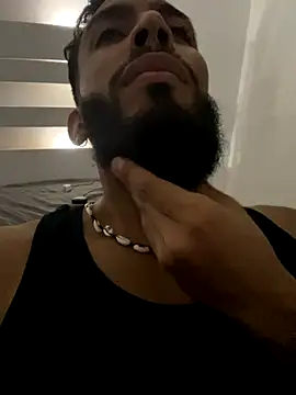 Alessandro  Rossi online show from November 19, 2025, 4:45 am