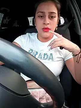 Latina sexy1 online show from November 5, 2025, 1:44 pm