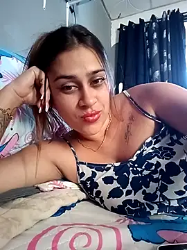 Snapshot of Latina_sexy1 chatting on March 15, 2026, 5:41 pm Latina sexy1 online show from March 15, 2026, 5:41 pm