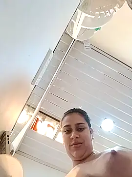 Snapshot of Latina_sexy1 chatting on March 31, 2026, 5:46 pm Latina sexy1 online show from March 31, 2026, 5:46 pm