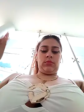 Snapshot of Latina_sexy1 chatting on April 1, 2026, 3:09 pm Latina sexy1 online show from April 1, 2026, 3:09 pm