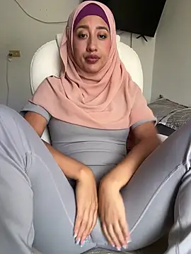 adila anich online show from September 11, 2025, 8:31 pm