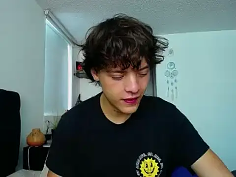 Santiago kiler online show from December 21, 2024, 12:59 pm