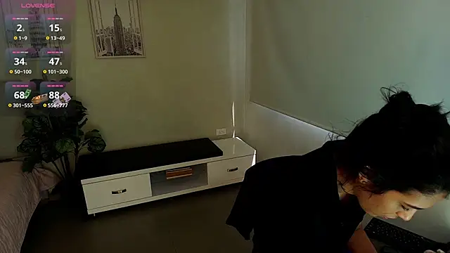 Sassy--Girl online show from November 13, 2025, 6:07 pm