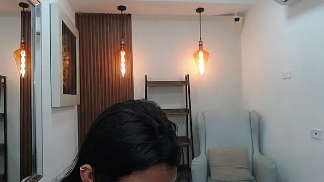 Sassy--Girl online show from November 14, 2025, 11:09 am