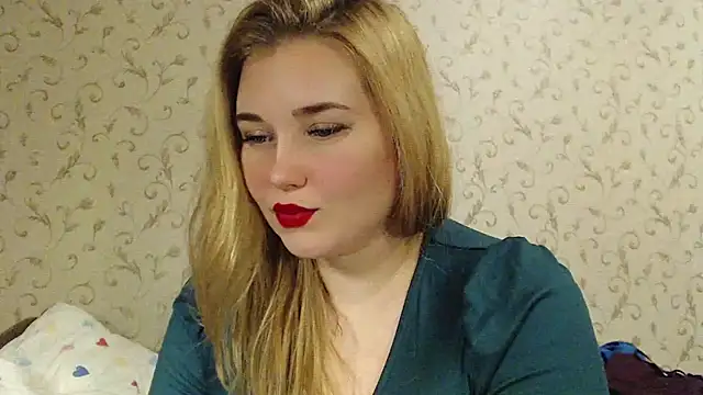 mmmPinUpGirl online show from January 9, 2025, 9:26 pm