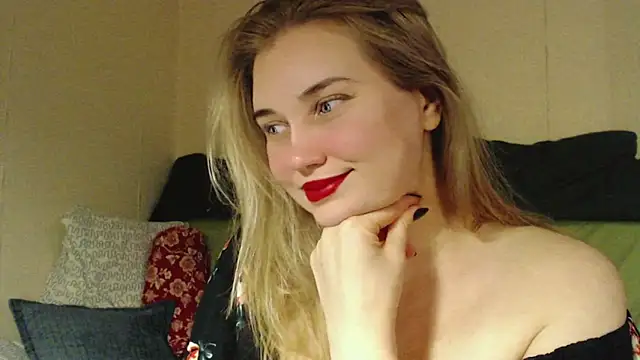 mmmPinUpGirl online show from October 3, 2025, 6:16 pm