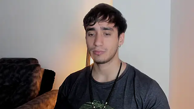 AlexRivera6 online show from November 24, 2025, 7:46 pm