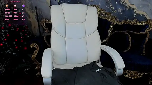 Daphne Moss online show from January 15, 2025, 3:54 am