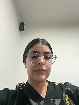  Niah  online show from February 14, 2026, 2:41 am