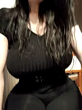 eva750 online show from March 18, 2025, 6:26 pm