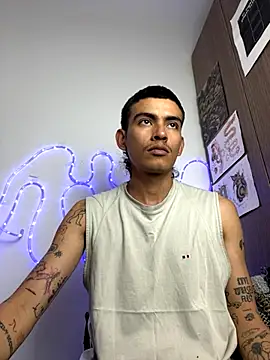 sorry-mom69 online show from November 22, 2025, 5:56 pm