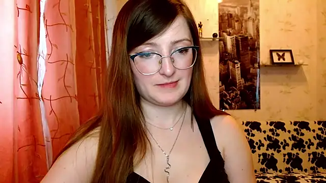 Snapshot of Arielsssplash chatting on February 4, 2025, 7:51 am Arielsssplash online show from February 4, 2025, 7:51 am