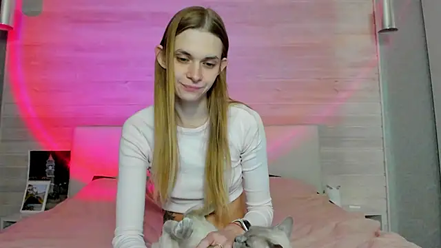 Snapshot of molly_hunt_ chatting on February 2, 2026, 5:55 pm molly hunt online show from February 2, 2026, 5:55 pm