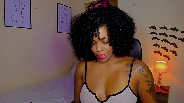 AitanaBrown  online show from October 30, 2025, 9:37 pm