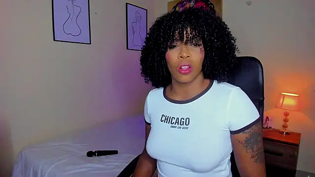 AitanaBrown  online show from November 25, 2025, 9:26 pm