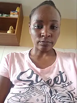 Snapshot of Samia_Queen chatting on October 20, 2025, 11:43 am Samia Queen online show from October 20, 2025, 11:43 am