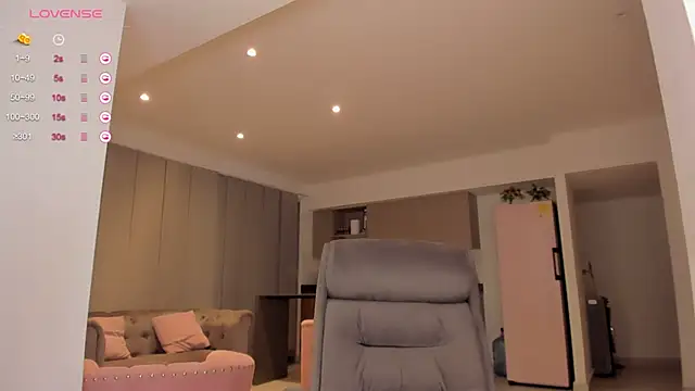 Snapshot of sofiia_piink chatting on November 22, 2025, 11:37 pm sofiia piink online show from November 22, 2025, 11:37 pm