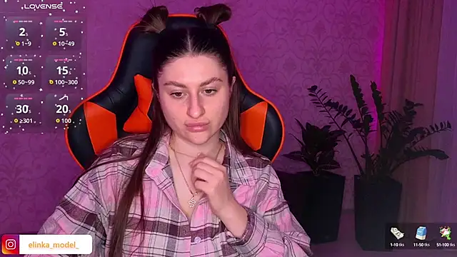 Elishka  online show from September 25, 2025, 9:07 pm