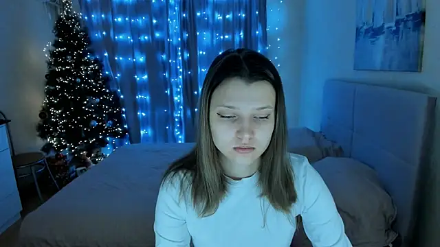 Snapshot of SoniNesti chatting on January 14, 2025, 12:56 pm SoniNesti online show from January 14, 2025, 12:56 pm