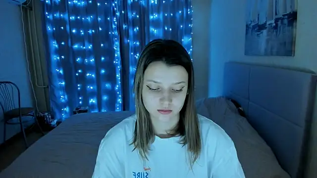 Snapshot of SoniNesti chatting on January 30, 2025, 12:48 pm SoniNesti online show from January 30, 2025, 12:48 pm
