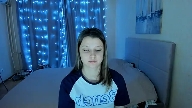 Snapshot of SoniNesti chatting on February 5, 2025, 1:11 pm SoniNesti online show from February 5, 2025, 1:11 pm