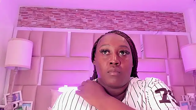 Snapshot of ShaniaBrownn chatting on May 15, 2026, 7:43 pm ShaniaBrownn online show from May 15, 2026, 7:43 pm