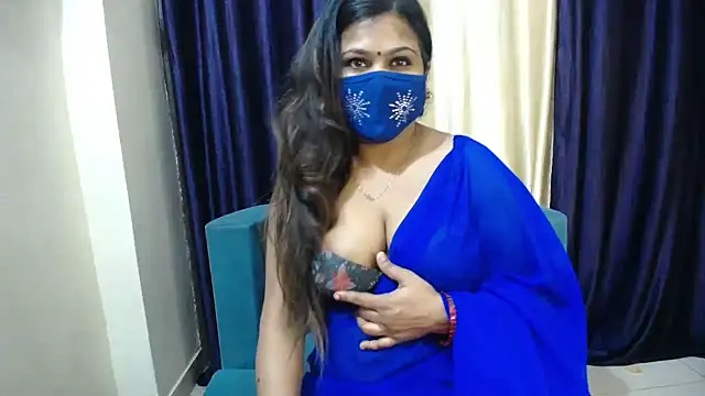 cutee  crazy online show from December 26, 2024, 5:40 pm