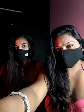 cutee  crazy online show from December 21, 2025, 1:29 pm