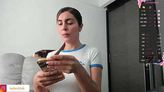 xspecialoomx online show from December 28, 2024, 8:04 pm