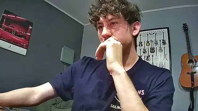 Snapshot of saint_not chatting on October 26, 2025, 10:47 pm saint not online show from October 26, 2025, 10:47 pm