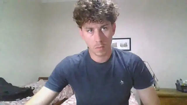 Snapshot of saint_not chatting on December 5, 2025, 5:20 pm saint not online show from December 5, 2025, 5:20 pm