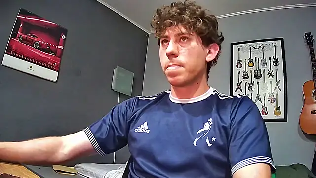 Snapshot of saint_not chatting on December 20, 2025, 4:03 pm saint not online show from December 20, 2025, 4:03 pm