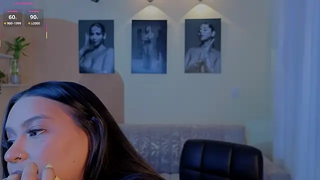 ToriCrossX online show from January 5, 2026, 9:18 pm