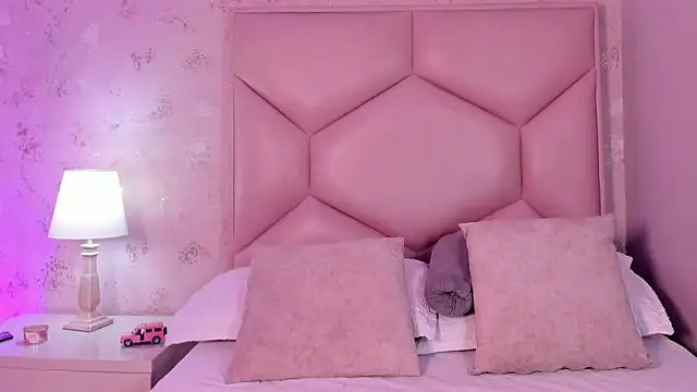 ambar sullivan online show from January 24, 2025, 11:48 am