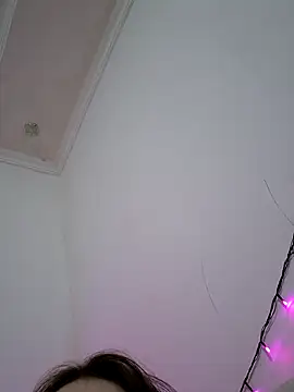 Yammy Yumi online show from January 31, 2025, 7:29 pm