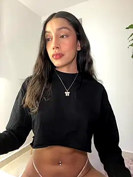 Snapshot of SelenaStone chatting on September 11, 2025, 9:48 pm SelenaStone online show from September 11, 2025, 9:48 pm